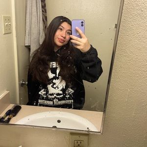 Meet your Posher, Chloe